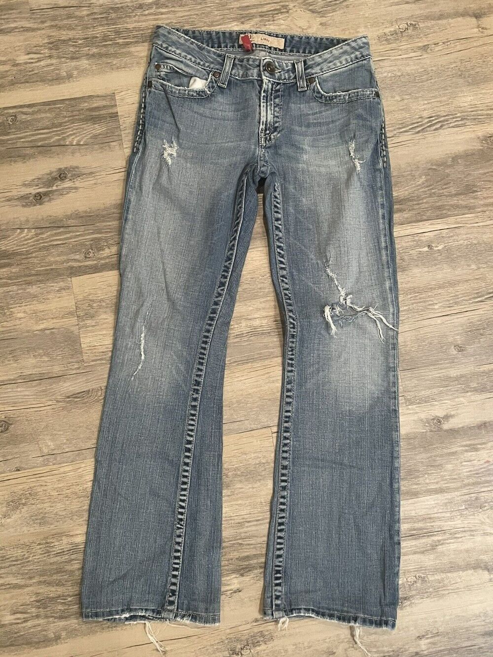 BKE Denim Libby 28x30 Long Distressed Jeans Stretch Bootcut Light Wash